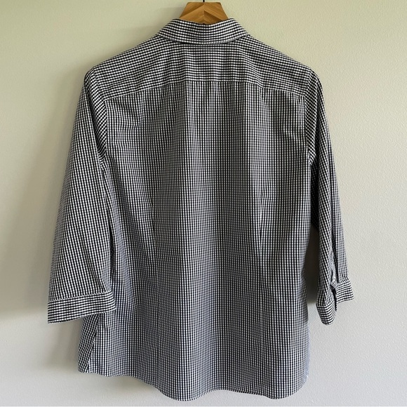 Lands' End Women's No Iron Supima Button Down Shirt 3/4 Length Sleeves Size 10 - Picture 4 of 10